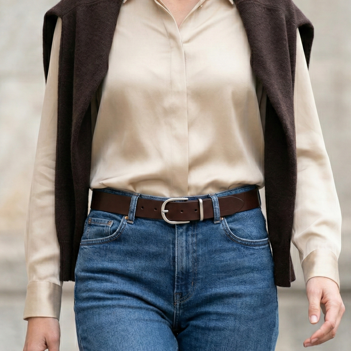 Weicher Jeansgürtel für Damen, Ledergürtel „Antonia" in Braun, 3,5cm breit, Silberschnalle