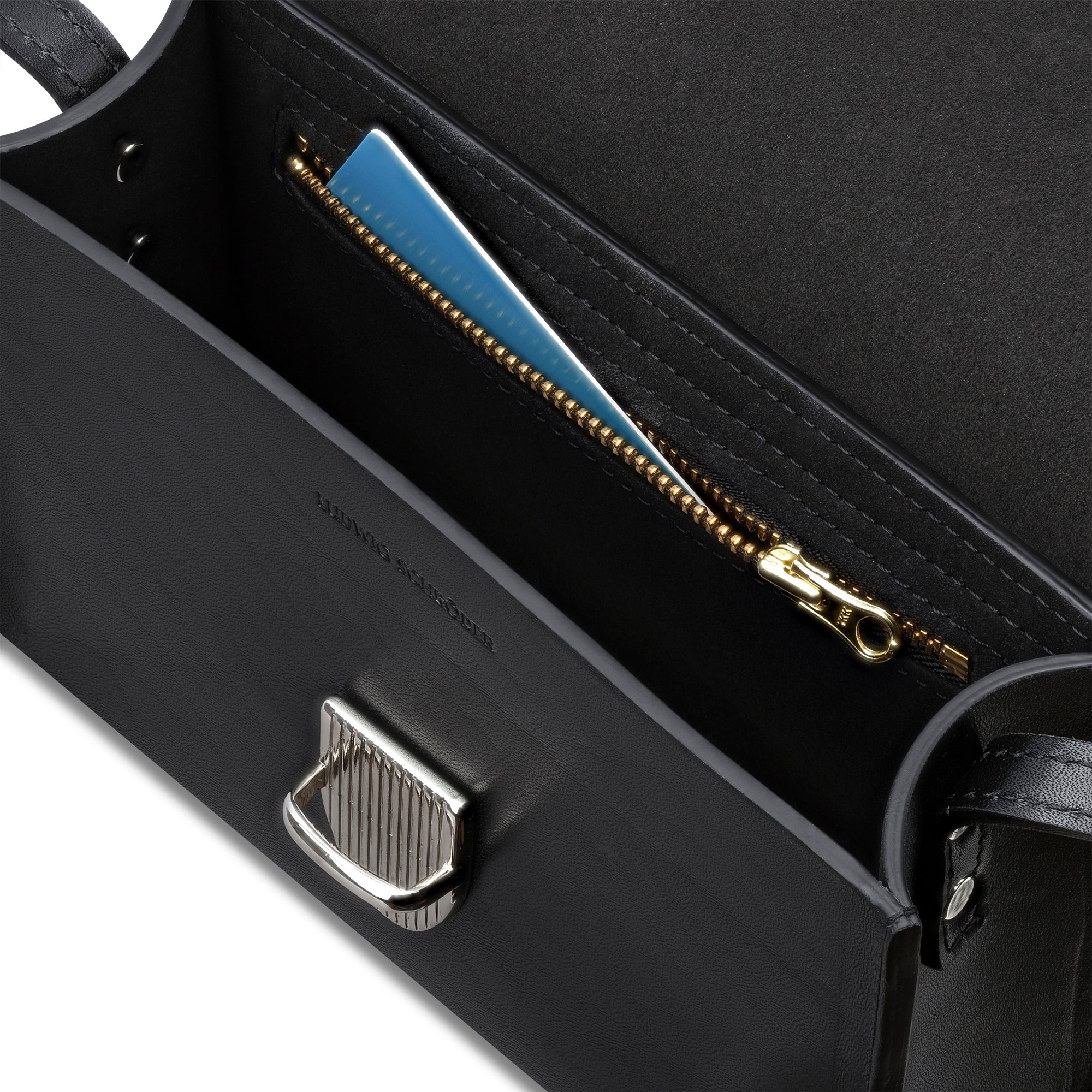 Brottasche „LOTTI“ in Schwarz - Handgemachte Damen Handtasche aus pflanzlich gegerbtem Leder